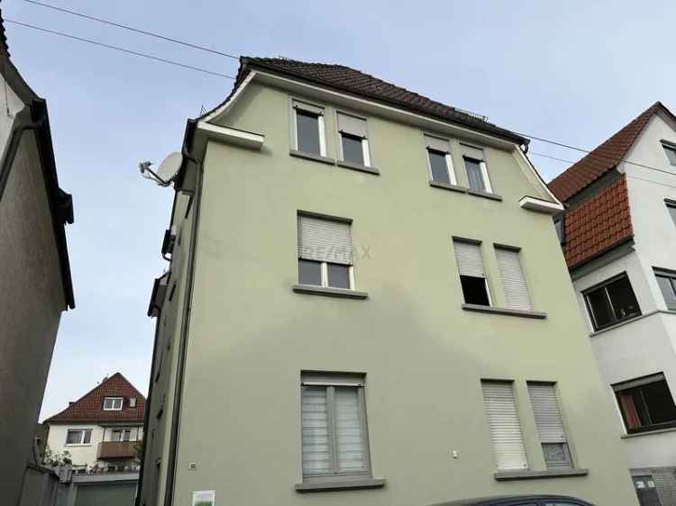 3 Familienhaus mit 2 Haus in Stuttgart Zuffenhausen Hohe Mieteinnahmen