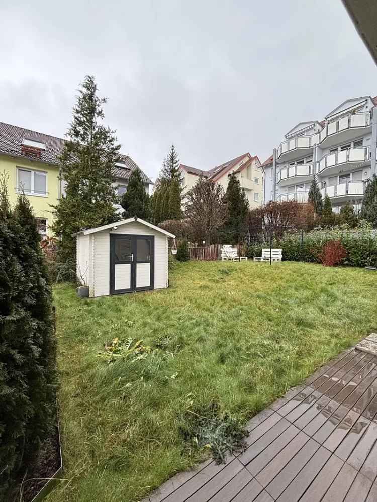 Exklusive 3-Zimmer-Wohnung mit großem Garten und TG-Stellplatz