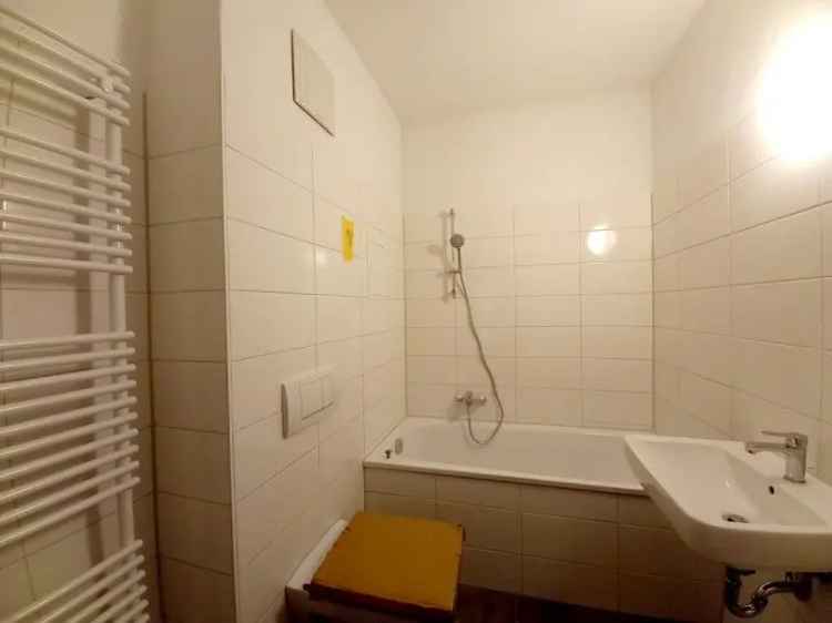 Eine 2 Raumwohnung in grüner Lage von Striesen - auch WG geeignet 