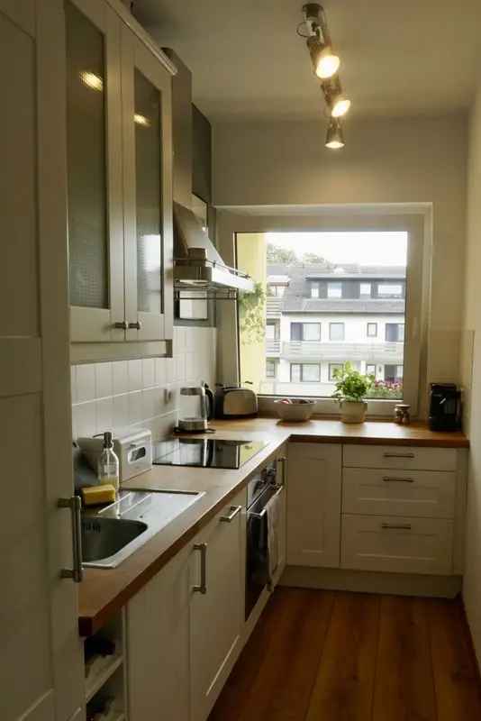 2 Zimmer Wohnung Steglitz 50qm Balkon EBK Keller