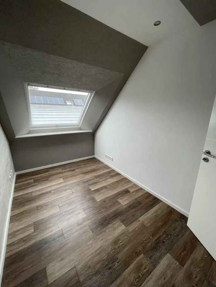 5 Zimmer Maisonette Wohnung am Norderstedter Stadtpark