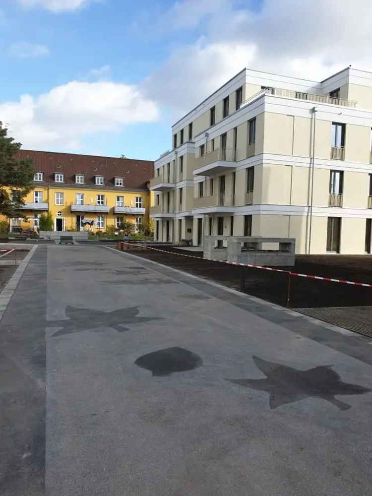 Parkviertel Kladow, 2 Zimmer 42m², OG, Balkon, Fahrstuhl, EBK, Dusche, ab sofort