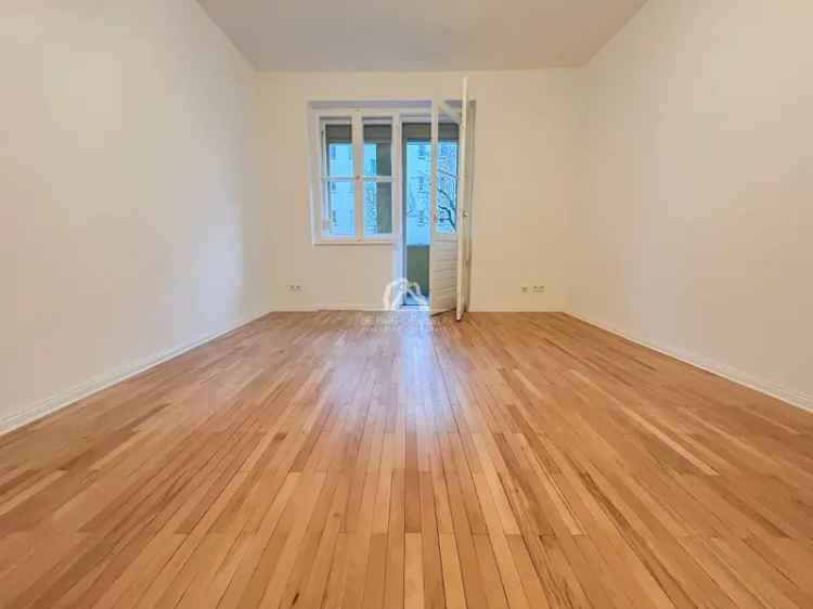 ERSTBEZUG NACH SANIERUNG I STILVOLLE 2.5 ZIMMER WOHNUNG MIT BALKON | PROVISIONSFREI
