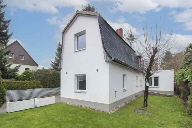 Ab sofort bezugsfrei: Wassernahes und gemütliches 2-Zimmer Bungalow in ruhiger Lage in Spandau