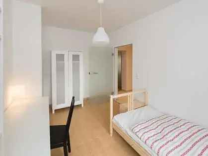 WG-Zimmer (69.0 m²) zur Miete in München (Sulzbacher Straße, 80803 Munich, Germany) - immosurf.de