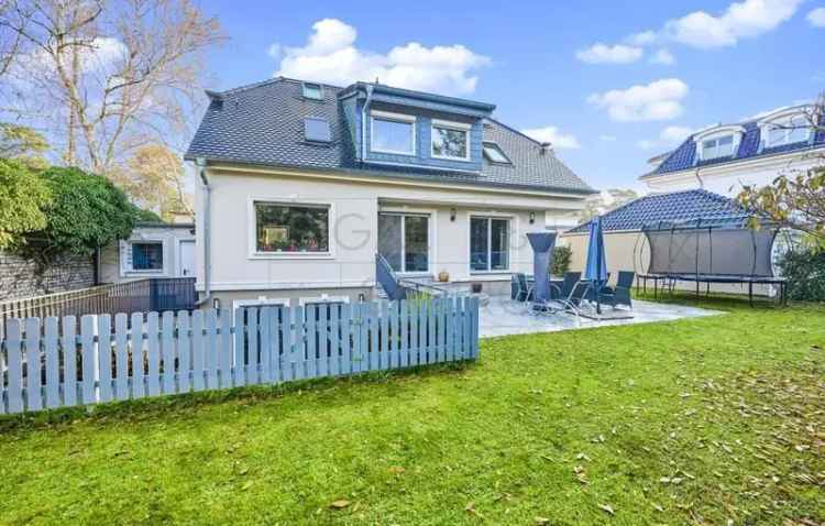 HOCHWERTIG SANIERTES EINFAMILIENHAUS  WENIGE SCHRITTE ZUM GRUNEWALD
