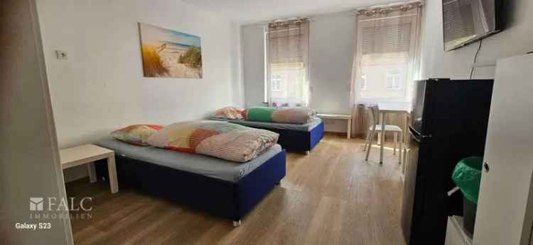 Moderne WG in Toplage: 5 Min. vom Fürther HBF – 5 Zimmer auf 160 m²