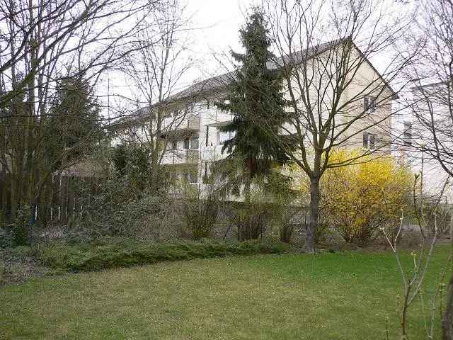 3ZKB, Balkon, Garage, in gepflegtem Mehrfamilienhaus