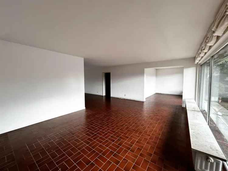 Exklusive Wohnung mit Fernblick & Wellness