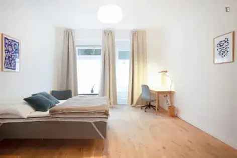 Wohnung (44.0 m²) zur Miete in Berlin (Huttenstraße 71, 10553 Berlin, Germany)