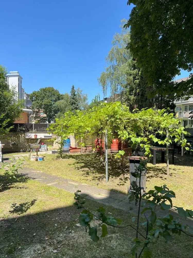 Dachgeschoss Leerstand – 3,5 Zimmerwohnung am Bahnhof Mülheim!