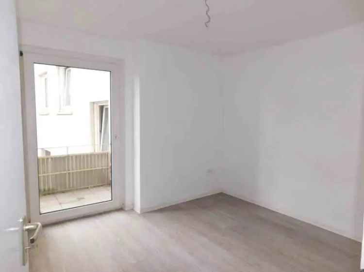 Zum Limbecker Platz zu Fuß! 2-Z.-Whg. in sehr zentraler Lage, mit Balkon
