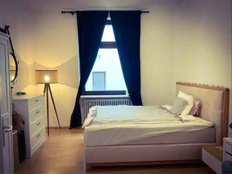 Privatzimmer zur Miete in modernes Apartment mit luxuriöser Küche