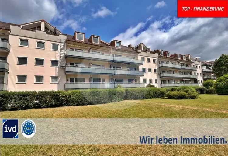 SCHÖNE 3-ZIMMER WOHNUNG MIT LOGGIA UND TAGESLICHTBAD, IN RUHIGER ZENTRALER LAGE