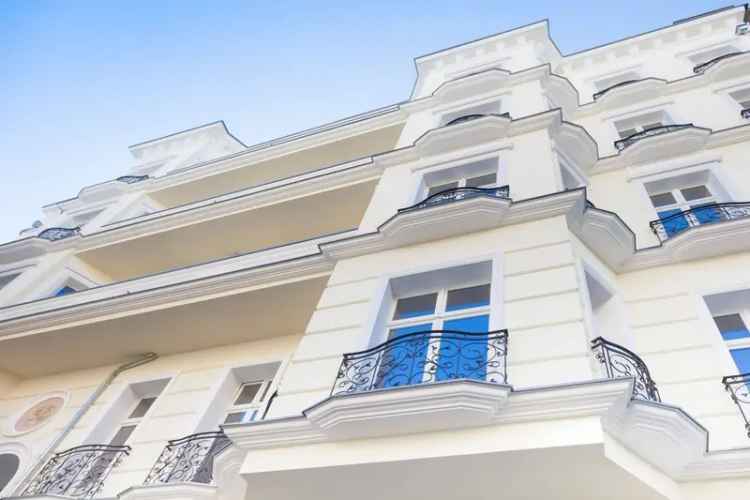 TOPMAISONETTE – Zentrum – ruhig – riesige Dachterrasse gen Süden – Kamin – Klima