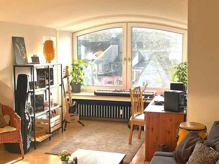 2 5 Zimmer DG Wohnung Essen Werden Renoviert Einbauk"}u00fcche