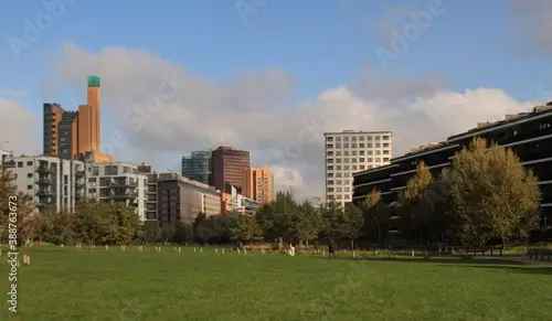 2 Zimmer Altbauwohnung Kreuzberg Gleisdreieckpark Balkon