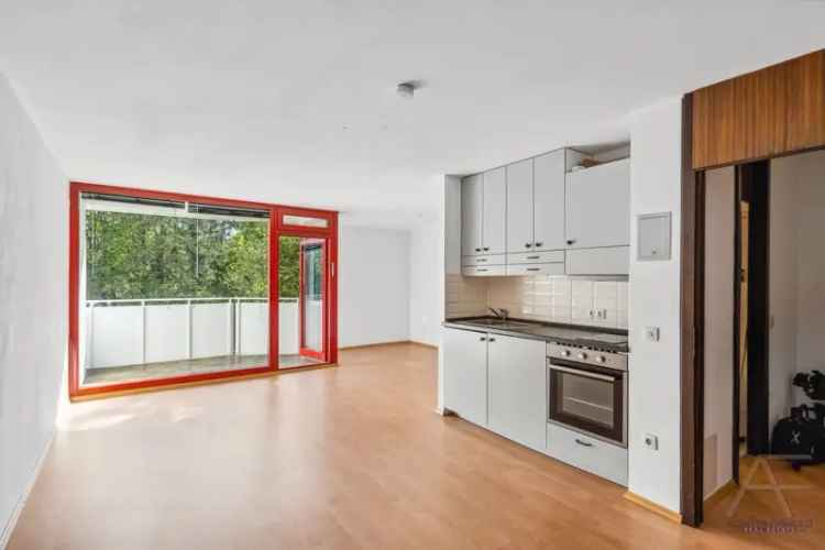 Apartment in Sendling mit Panorama-Gemeinschaftsspool und Sauna