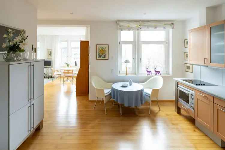 In direkter Wasserlage: Exklusives Wohnen im Botschaftsviertel