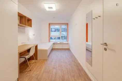 33 86m² Wohnung in Berlin für Studenten und Doktoranden