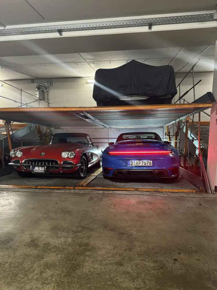 1-5 Stellplätze Tiefgarage Duplex feste Rendite ca. 5,5% Düsseldorf Benrath Urdenbach