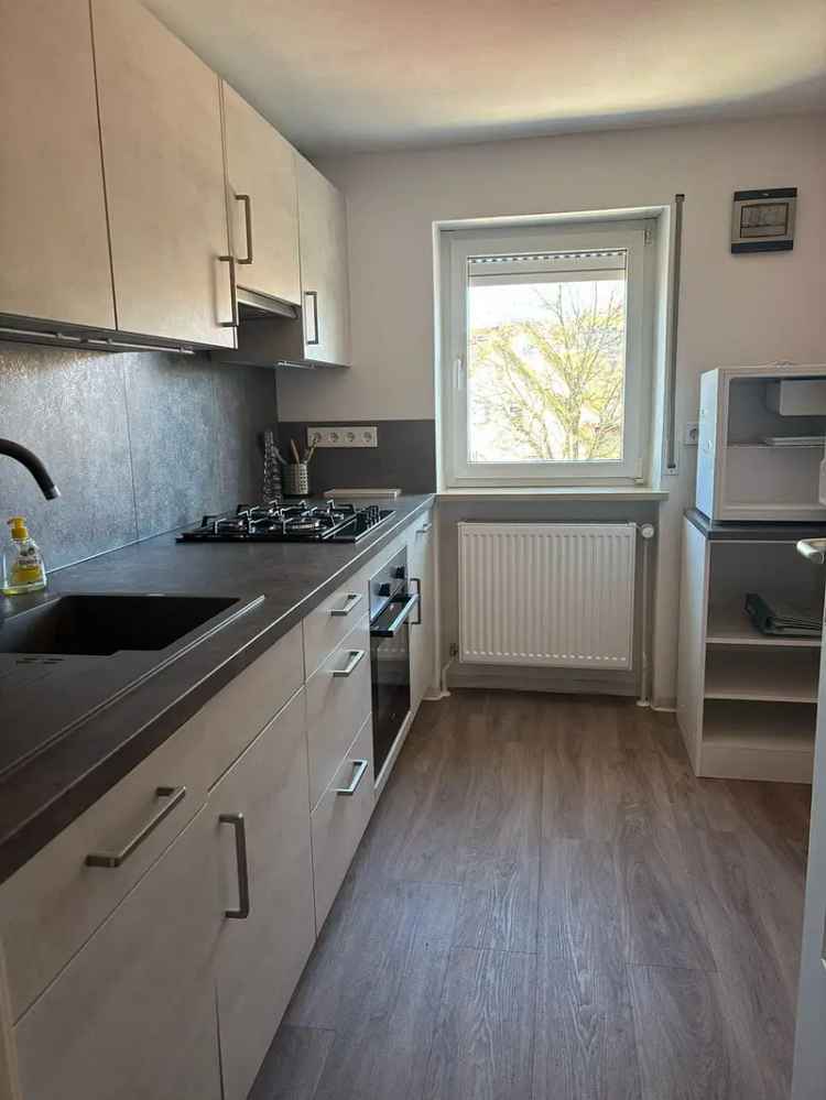 Top moderne 2-Zimmer Wohnung mit Balkon in Innenstadtlage