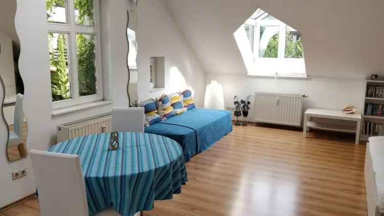 Helles 126 m² Loft-Büro oder Loft-Wohnung im grünen Berlin