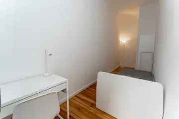 Wohnung (28.84 m²) zur Miete in Berlin (Schlüsseldienst am Leo, Nazarethkirchstraße 52, 13353 Berlin, Germany)