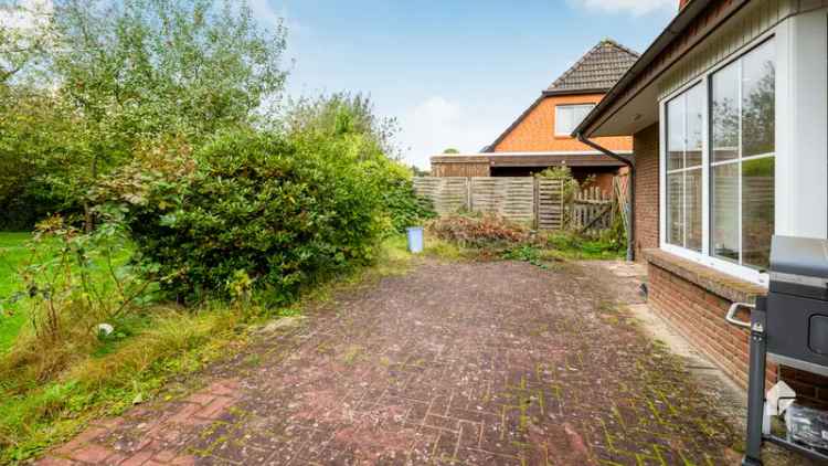 Charmantes Einfamilienhaus mit großzügigem Grundstück in ruhiger Lage