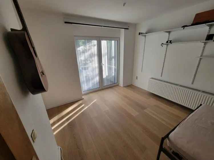 Mieten einer kleinen wohnung in köln ehrenfeld mit balkon