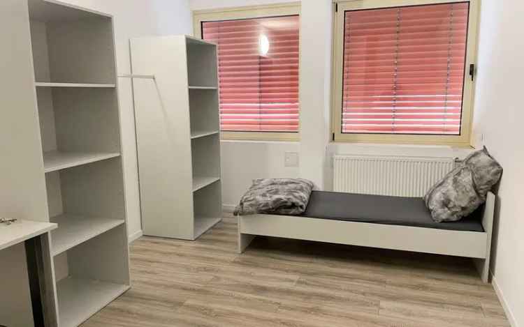 Gästezimmer mit Wlan, Gästeküche, EtagenDusche/Wc, Waschmaschine, Trockner
