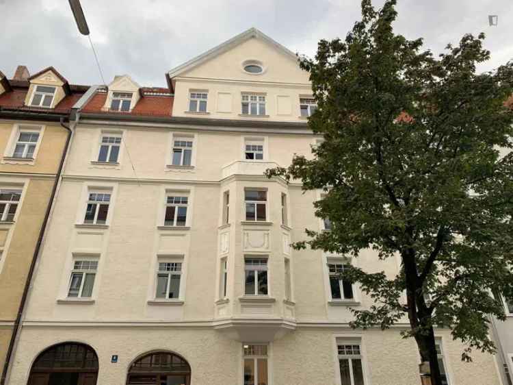 Einbettzimmer in 2-Schlafzimmer Wohnung
