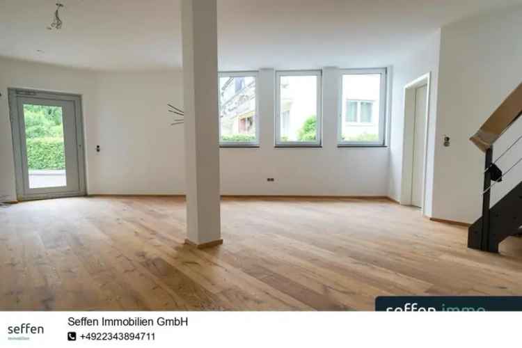 Mieten Maisonettewohnung in Rheinnähe mit großer Dachterrasse und Fußbodenheizung