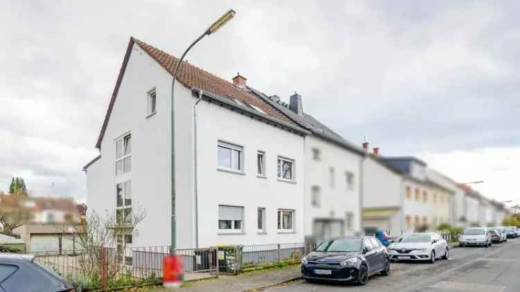 Frankfurt Rödelheim Dreifamilienhaus mit Garten und Garage