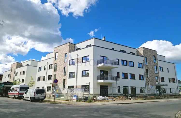 Helle Traumwohnung mit einem großen Eckbalkon