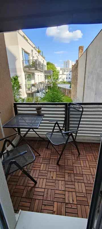 2 Zimmer Wohnung Berlin Lichtenberg mit Balkon und offener Kuche