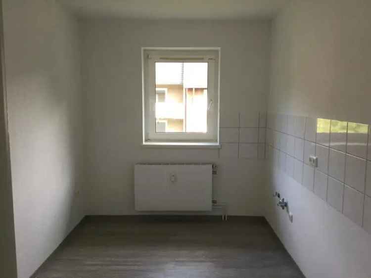 Familienfreundliche 4 Zimmer Wohnung mit Balkon