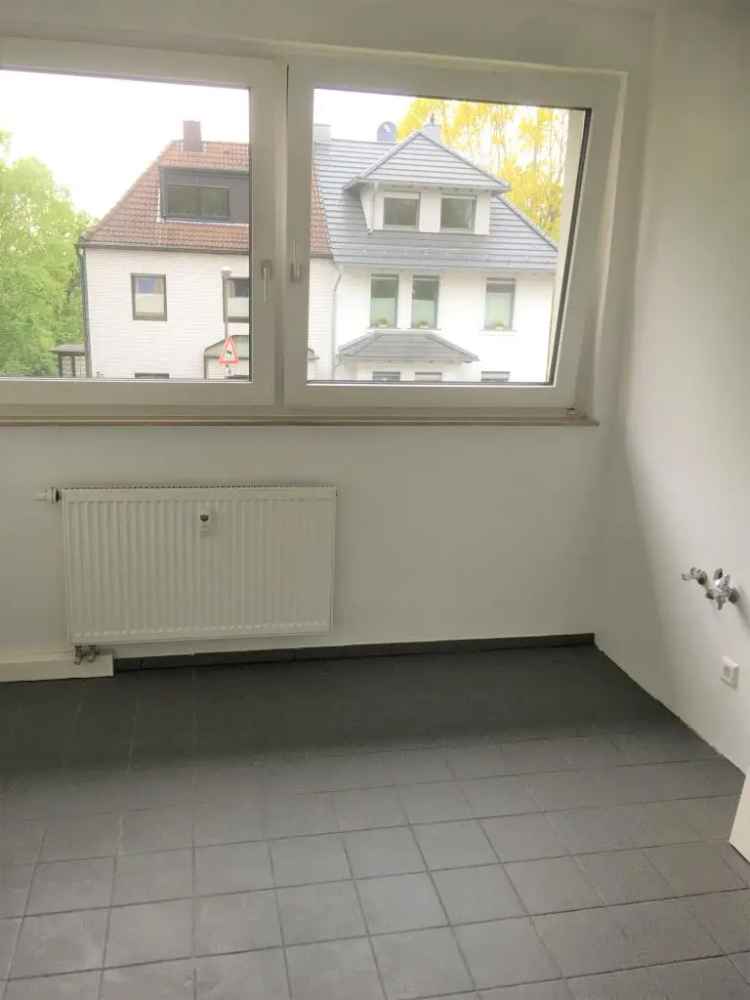 VIVAWEST modernisiert Ihre neue Wohnung.