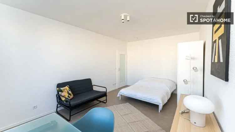 Zimmer zu vermieten in 4-Zimmer-WG in Berlin