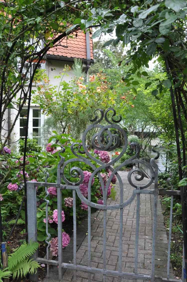 Exklusives modernes Leben in traumhafter Jugendstil Wohnung im Herzen Münchens