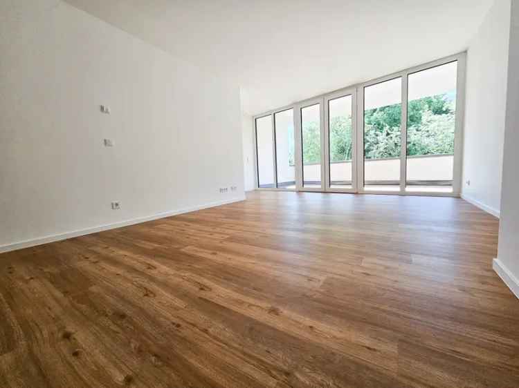 FRANKFRANKFURT 3-Zimmer Wohnung Balkon Tiefgarage Neubau