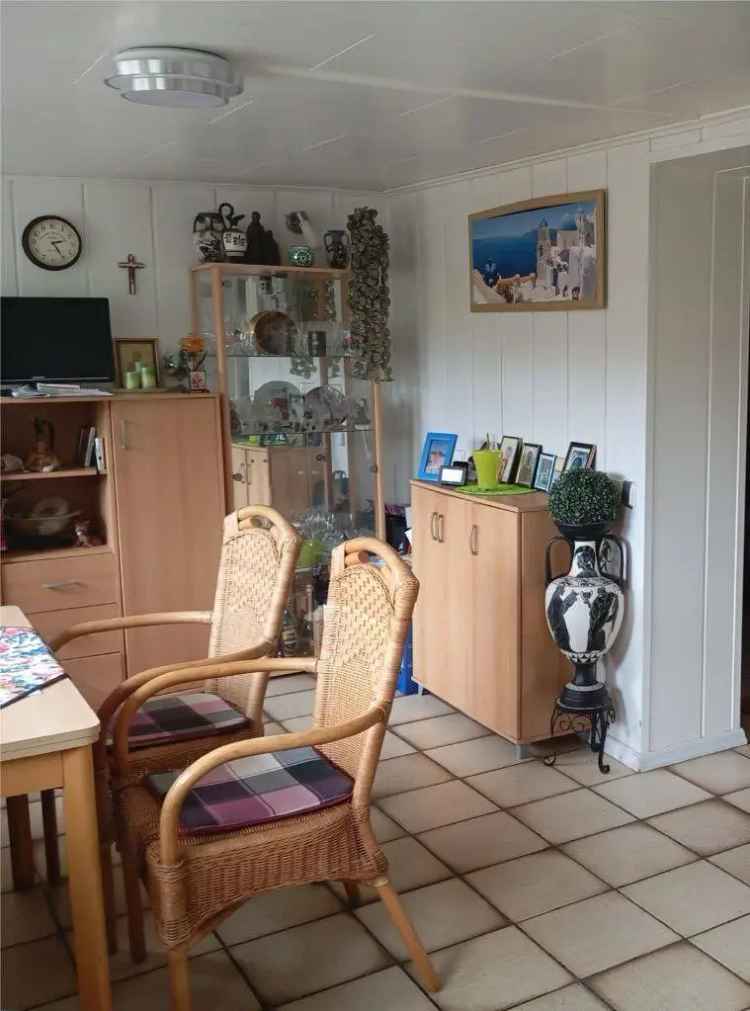 Traumhafte Ruhe – Nähe Naturschutzgebiet, Reiheneckhaus in DO-Eving zu verkaufen!