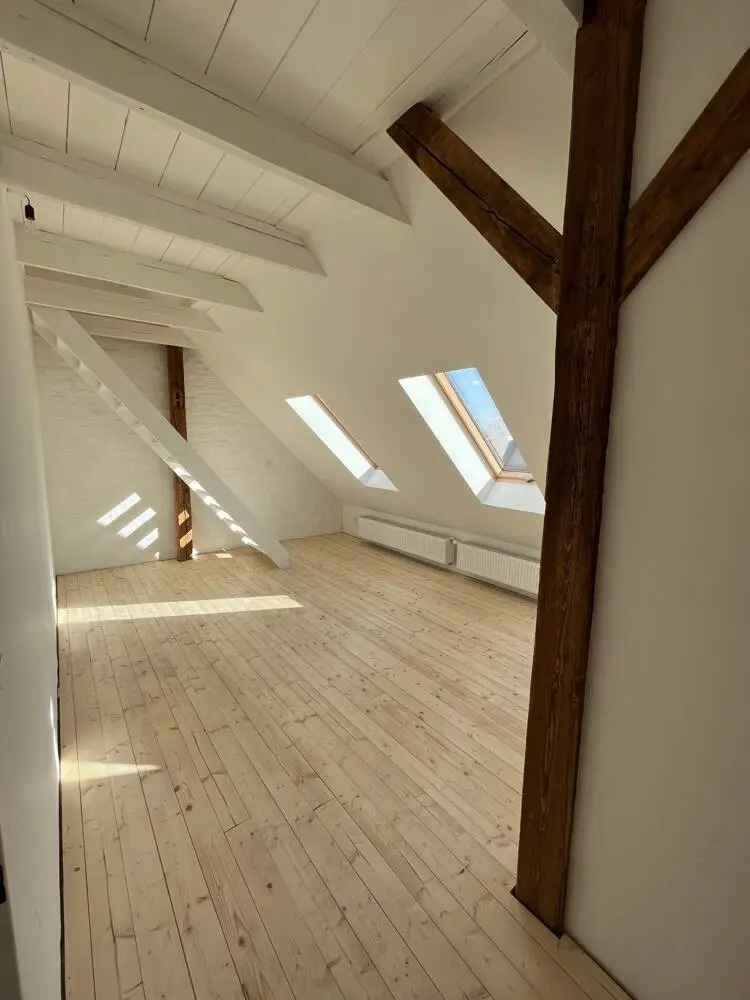 Rooftop Loft, sehr gute Energiewerte, Neubau / Altbau in den besten Worklife-Höfen von Bahrenfeld!