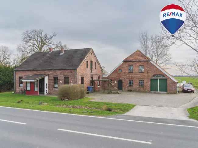 Modernisierter Hof mit Scheune in Schortens