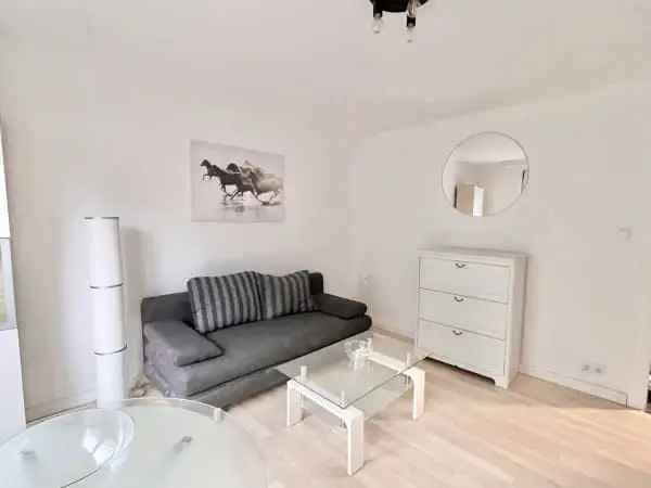 Apartment in Frankfurt am Main, Ostend