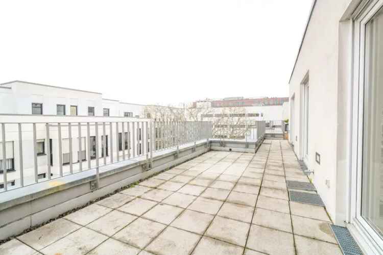 Top 5-Zi.-Penthouse-Wohnung auf grandiosen 132m² mit Dachterrasse und zwei Bädern!