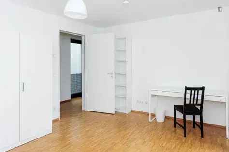 Wohnung (28.01 m²) zur Miete in Hamburg (Schellerdamm 7, 21079 Hamburg, Germany) - immosurf.de