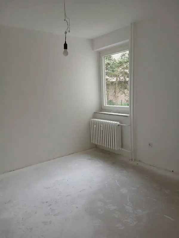 Geräumige 3-Zimmer-Wohnung mit Balkon in grüner Lage