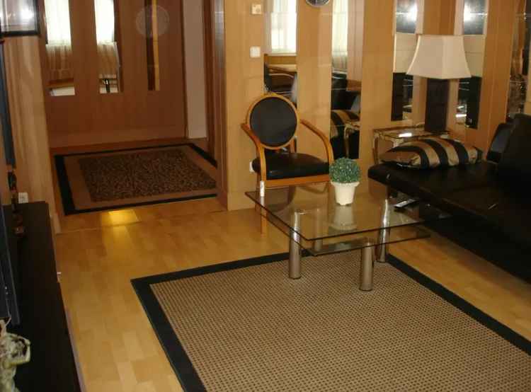 2 Schlafzimmer Wohnung mieten Düsseldorf, Deutschland