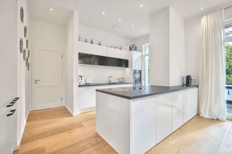 Einmaliges Penthouse am Jenischpark
